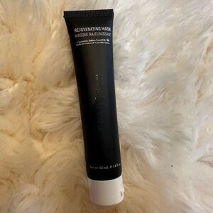 New Evioskin Rejuvenating Mask